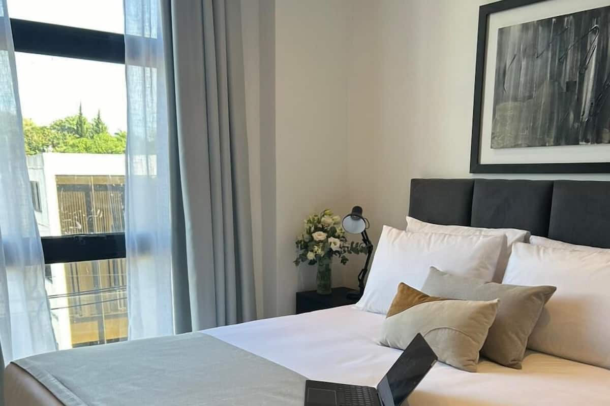 1 bedroom, minibar, in-room safe, desk