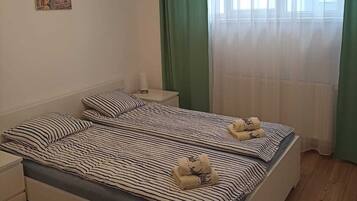 2 habitaciones, tabla de planchar con plancha y wifi gratis