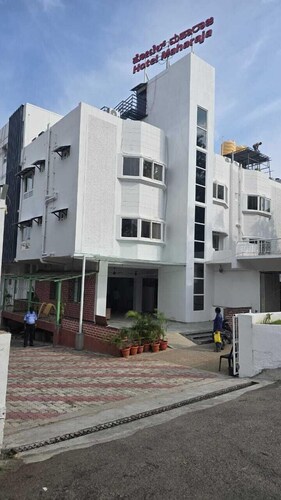 Hotel Maharaja - Mysore 