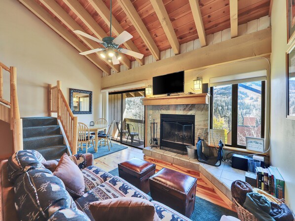 TV connectée, cheminée