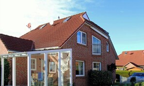 Exterior - Haus in Nessmersiel am Wattenmeer (Neßmersiel)