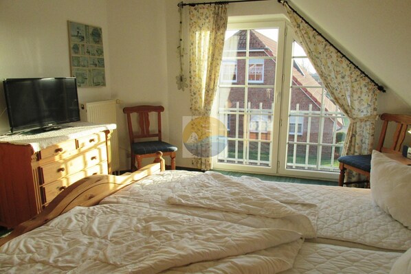 2 Schlafzimmer, Reisekinderbett, kostenloses WLAN