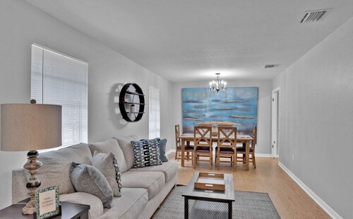 Blissful, Cozy, Cute, Sleeps 8