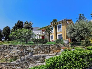 Front of property - Apartments Nea (Piran)