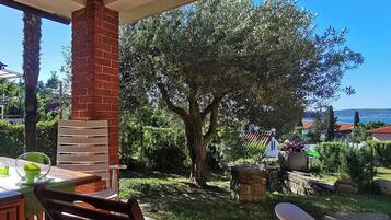 Appartement Classique, 1 chambre, vue mer | Terrasse/Patio