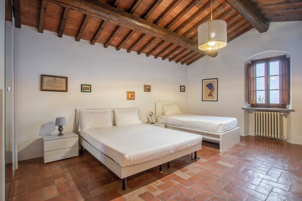 4 Schlafzimmer, WLAN, Bettwäsche