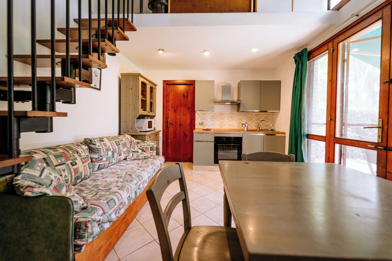 Superior Studio, Patio, Ground Floor | Living area