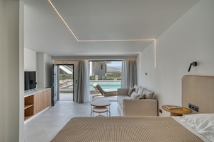 Comfort Suite, Pool View | Vistas desde la habitación