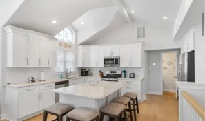 Mikrobølgeovn, ovn og oppvaskmaskin