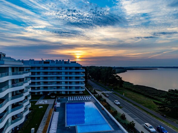 Apartment | Pool | Outdoor pool - Apartment in Rogowo Near Beach and Lake (Trzebiatow)