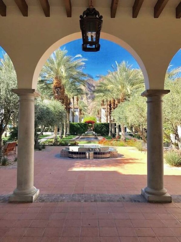 Property grounds - Legacy Villas Near Main/Lap Pool Deluxe King Studio/Casita#B Spa Gym

 (La Quinta)