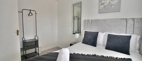 하우스 | 3 개의 침실, 다리미/다리미판, 무료 WiFi, 침대 시트