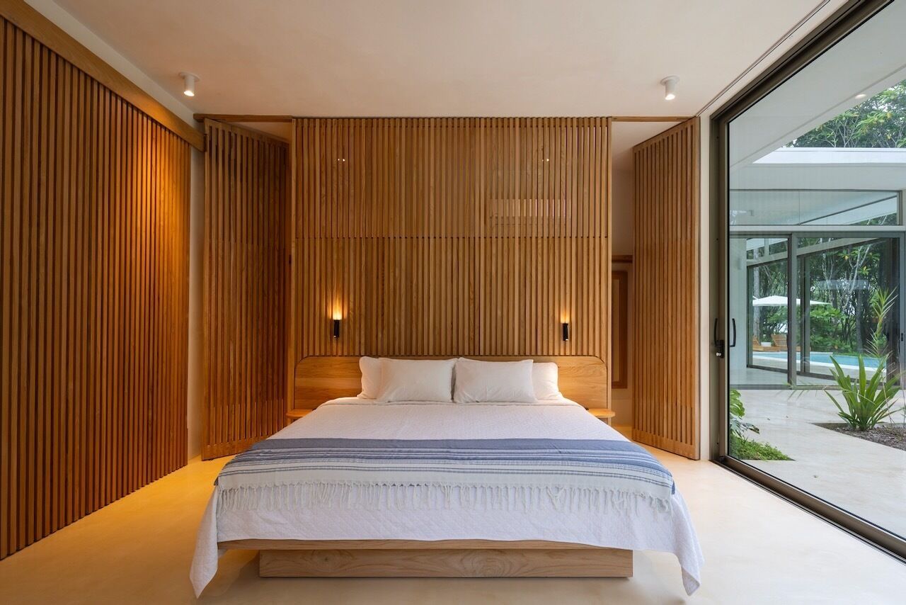 4 bedrooms, in-room safe, free WiFi, bed sheets