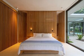 4 bedrooms, in-room safe, free WiFi, bed sheets