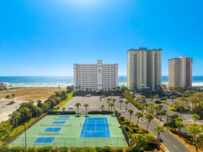 Sports court - 30-Foot Oceanfront Balcony |Oceanfront Pool|Heart of Destin (Destin)