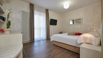 Tripla Deluxe, bagno privato | Biancheria in cotone egiziano, biancheria da letto di alta qualità