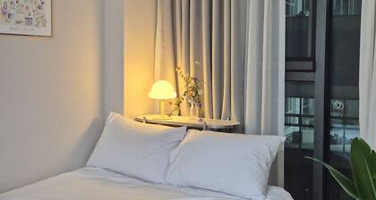 35 l Cozy studio in charming Seoul