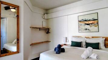 Standard Double | Hypo-allergenic bedding available, blackout drapes, soundproofing