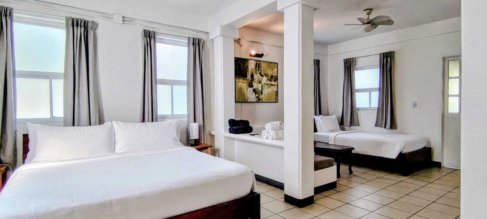 Deluxe Room | Pool | 3 outdoor pools