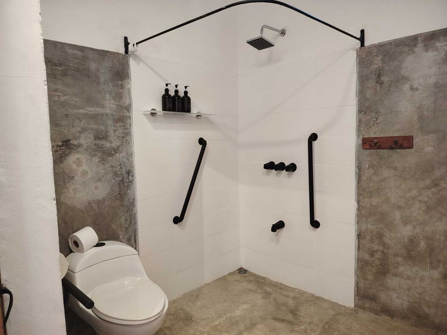 Standard Handicap | Bagno | Doccia, articoli per l'igiene personale ecosostenibili, asciugamani