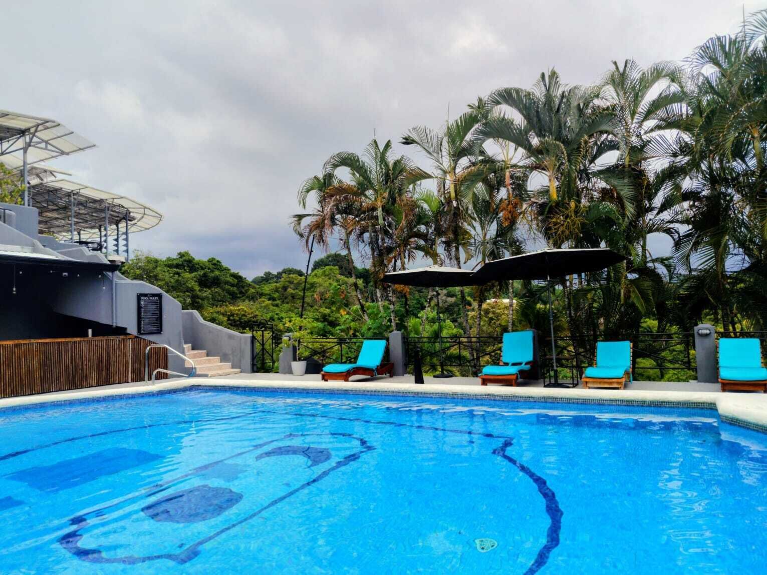 3 outdoor pools