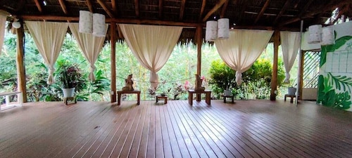 Alma Vida Hotel