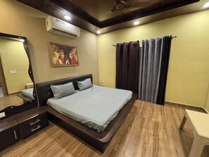 2 habitaciones, escritorio, wifi gratis y ropa de cama 