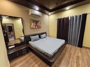 2 Schlafzimmer, Schreibtisch, kostenloses WLAN, Bettwäsche