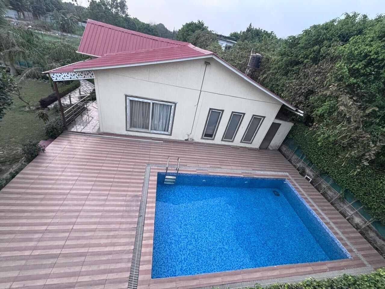 Piscine extérieure