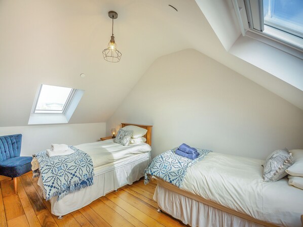 2 chambres, accès au Wi-Fi (inclus), literie fournie