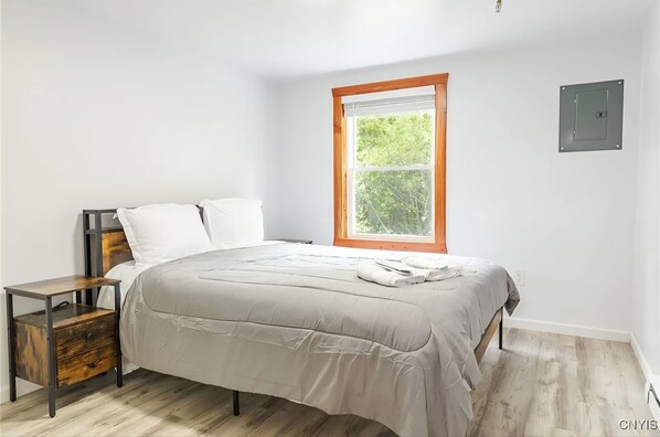 2 bedrooms, bed sheets