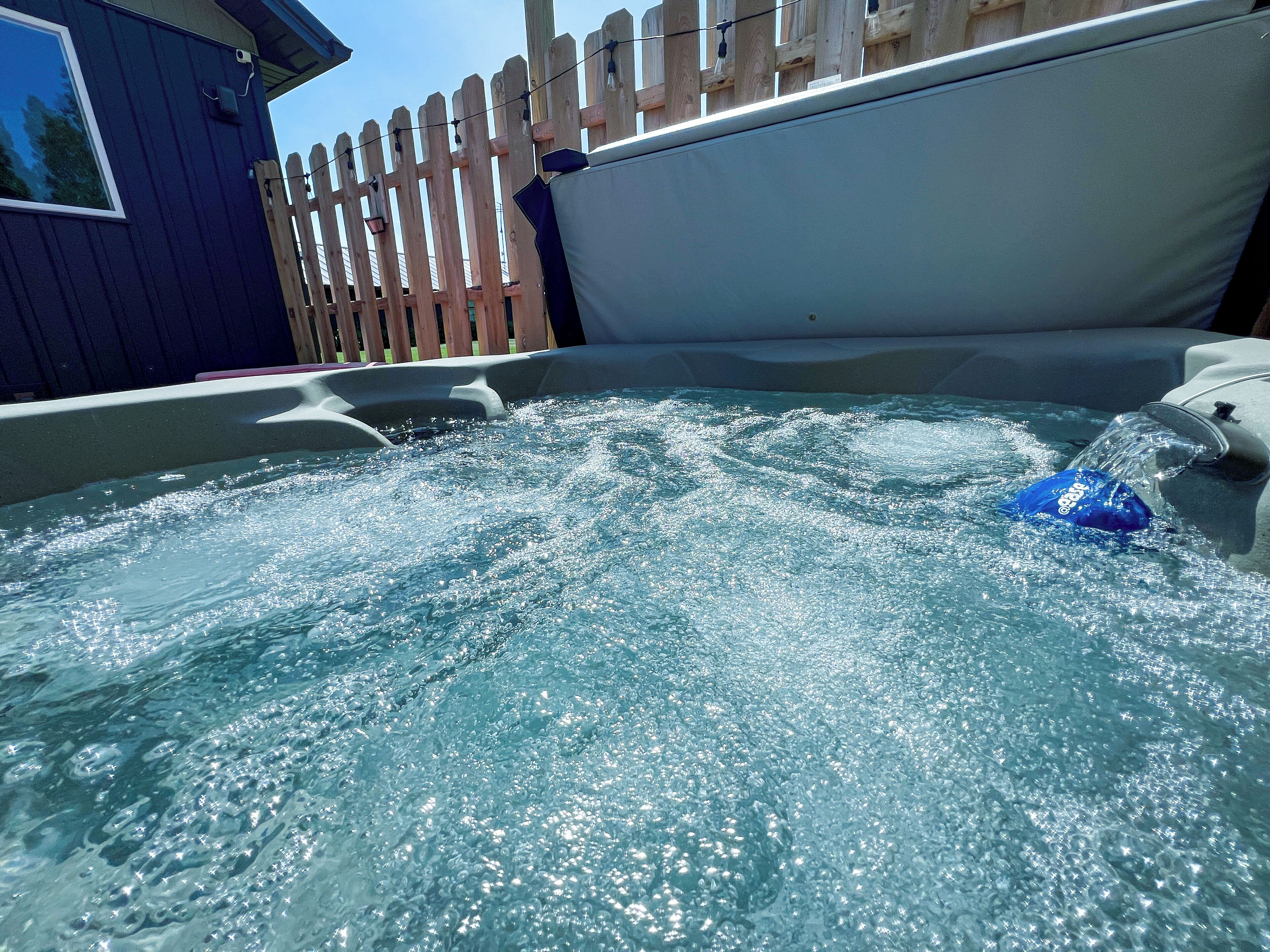 Tina de hidromasaje al aire libre