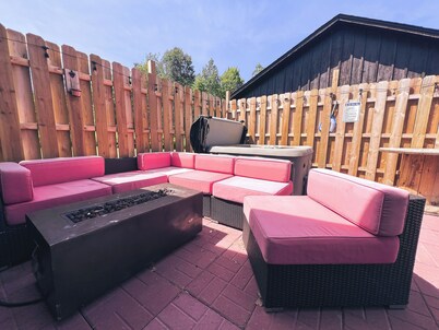 Hot Tub Cabin Hideaway Near Tomahawk