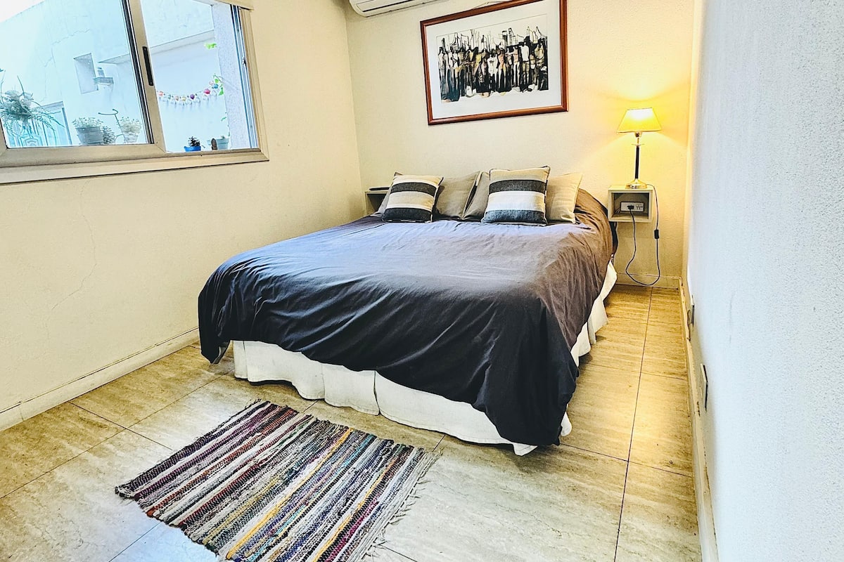 Comfort Double Room, 1 Queen Bed | Soundproofing, free WiFi, bed sheets