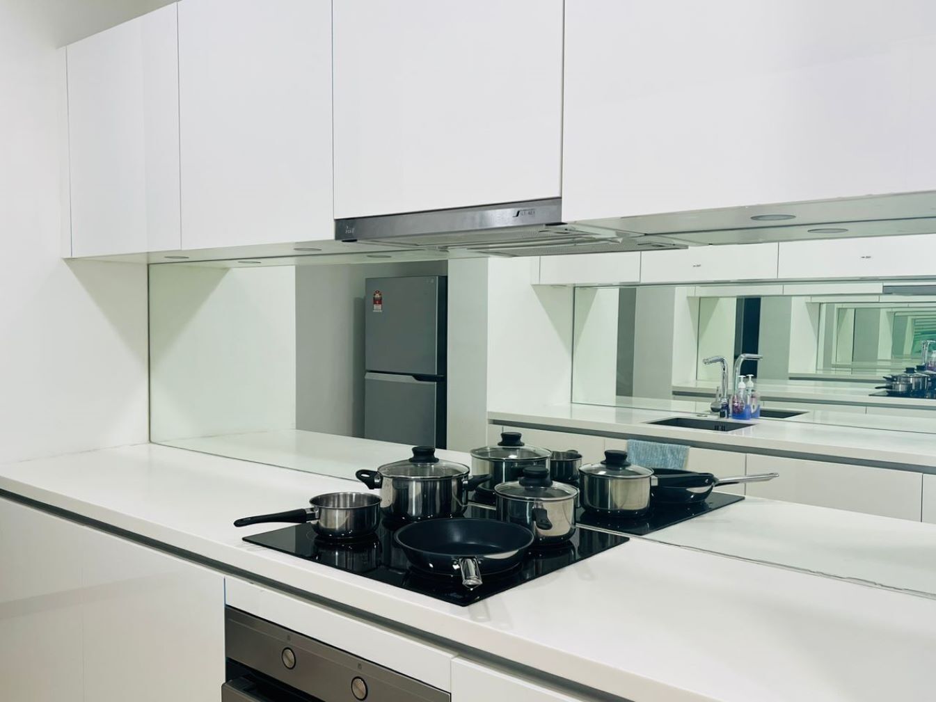 Family Apartment, City View | Private kitchenette | Full-sized fridge, electric kettle, cookware/dishes/utensils