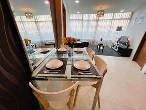 Dining - Vortex Suites KLCC By Castel (Kuala Lumpur)