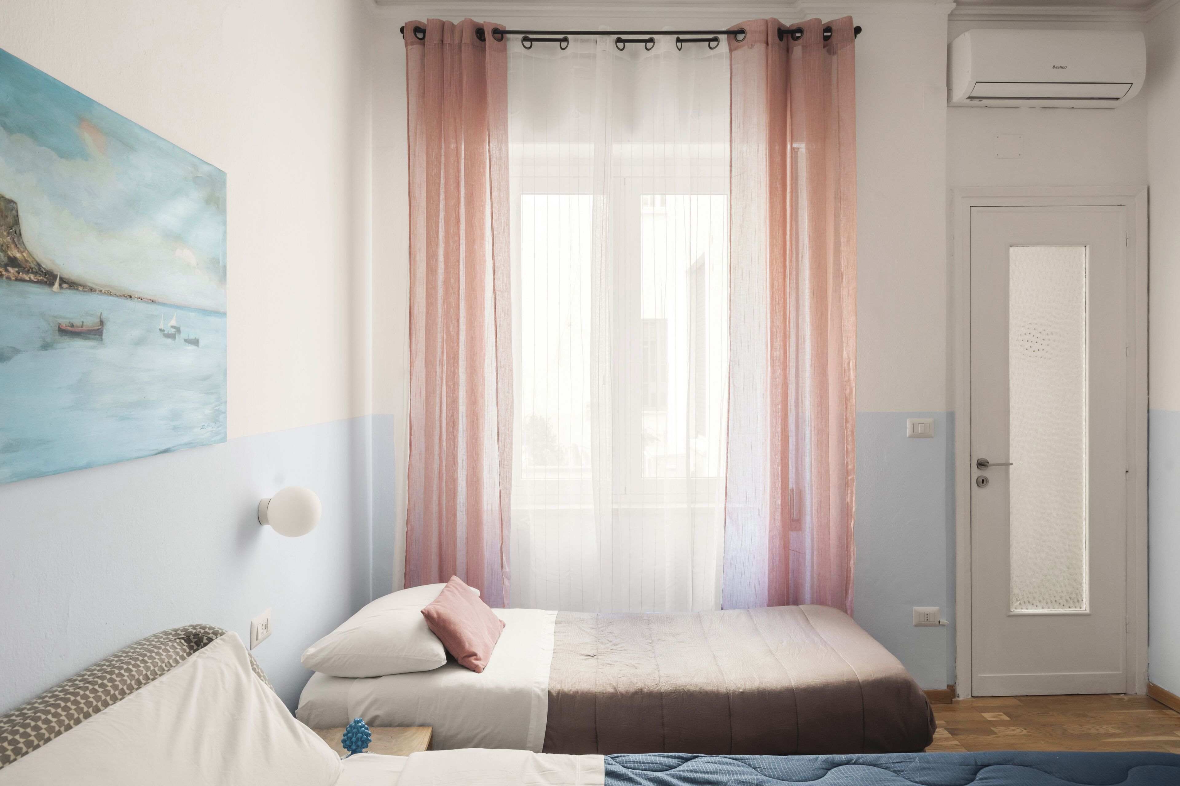 Photo - Dante Suites