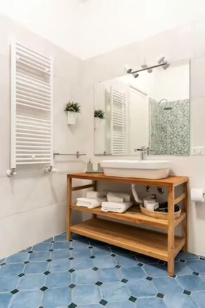 Bathroom - Dante Suites (Palermo)
