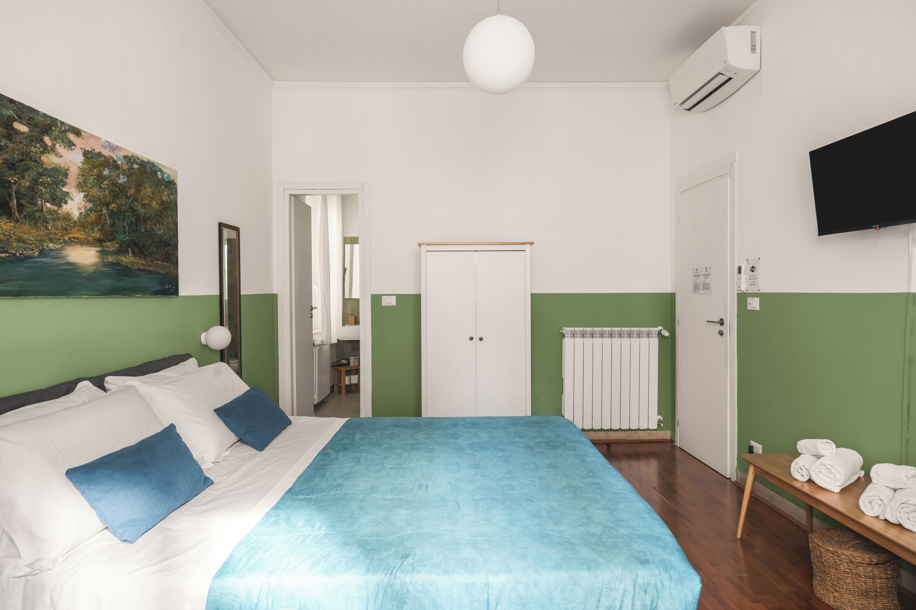 Photo - Dante Suites