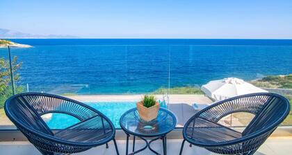 Villa Dejavu Vrahos by Villa Plus