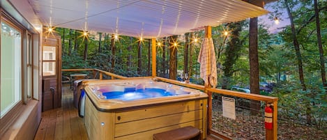 Bain à remous extérieur