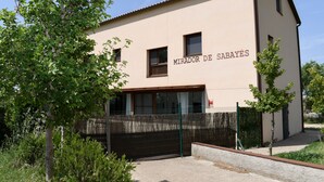 A building with the sign "MIRADOR DE SABAYES" on its facade. - THE SABAYÉS VIEWPOINT (Sabayés)