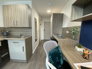 Studio, Non Smoking | Private kitchen - Modern Apartments in Hollis Croft Sheffield (Sheffield)