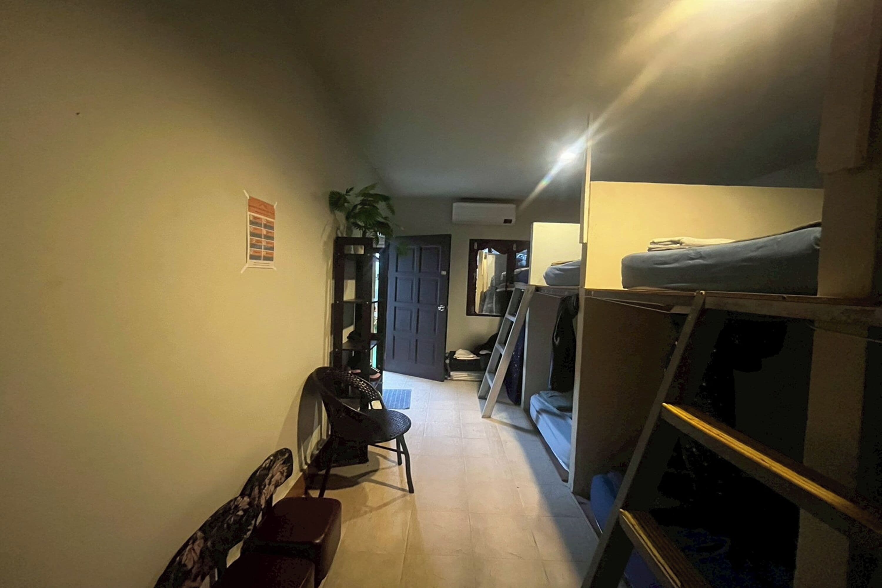 隔音、免费 WiFi、床单