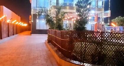 GoBravo 11: 6BHK Farm with Pool - Sohna Road Gurgaon