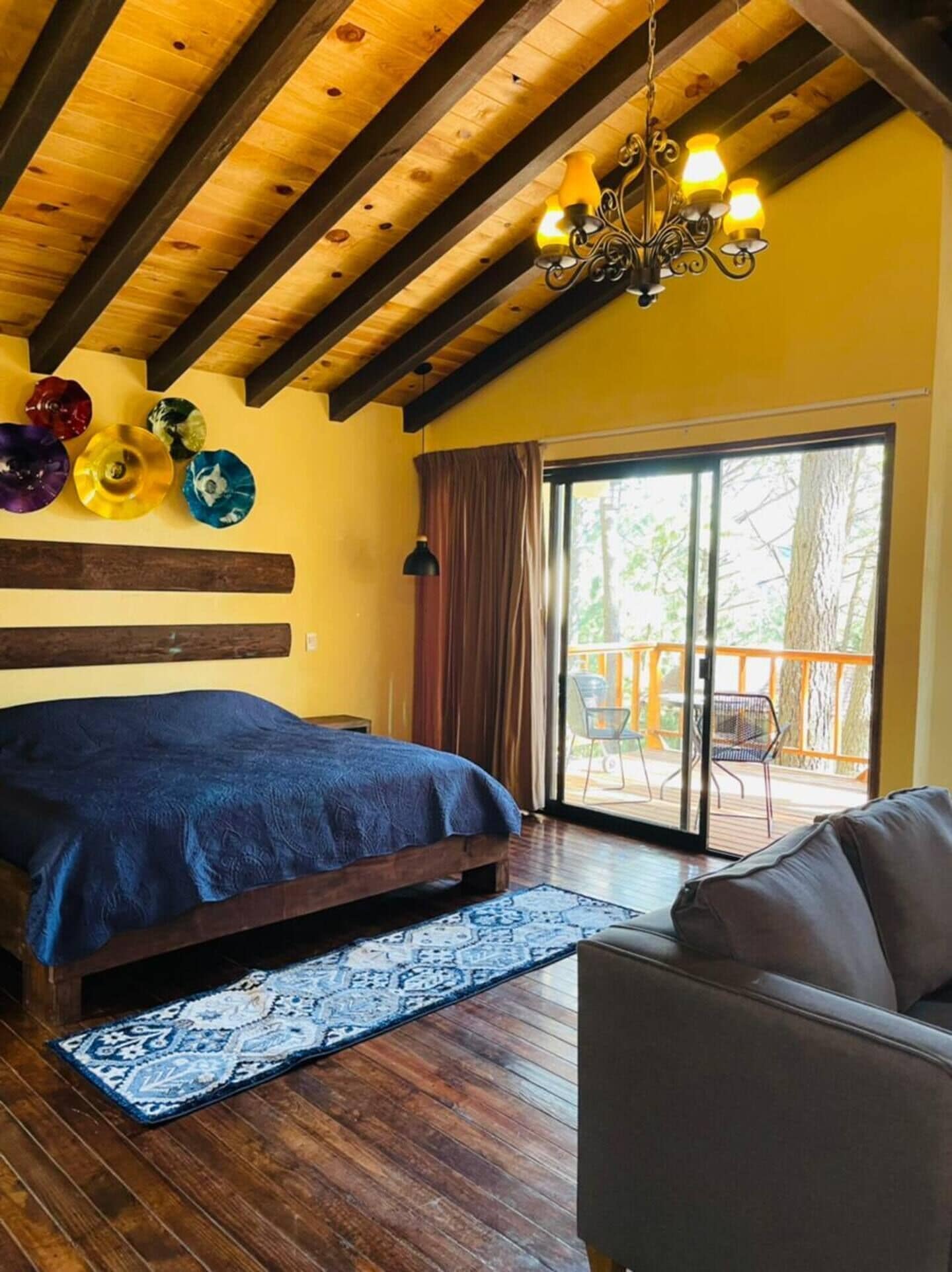 로맨틱 캐빈 | 객실 내 식사 공간