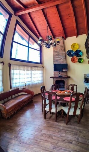 Family Cabin | Living area | 50-inch flat-screen TV with satellite channels - Las Morenas - Tres Lunas Domo (Mazamitla)