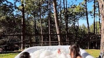 Stuga Deluxe - utsikt mot bergen | Terrass/Patio