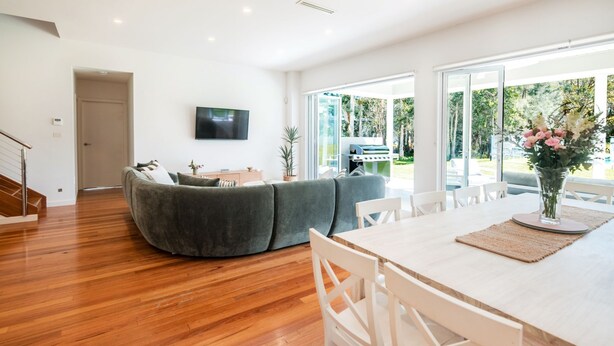 Interior - Echo Beach House (One Mile)
