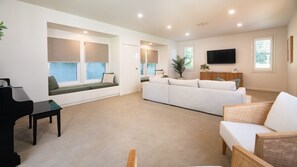Smart TV, stereo